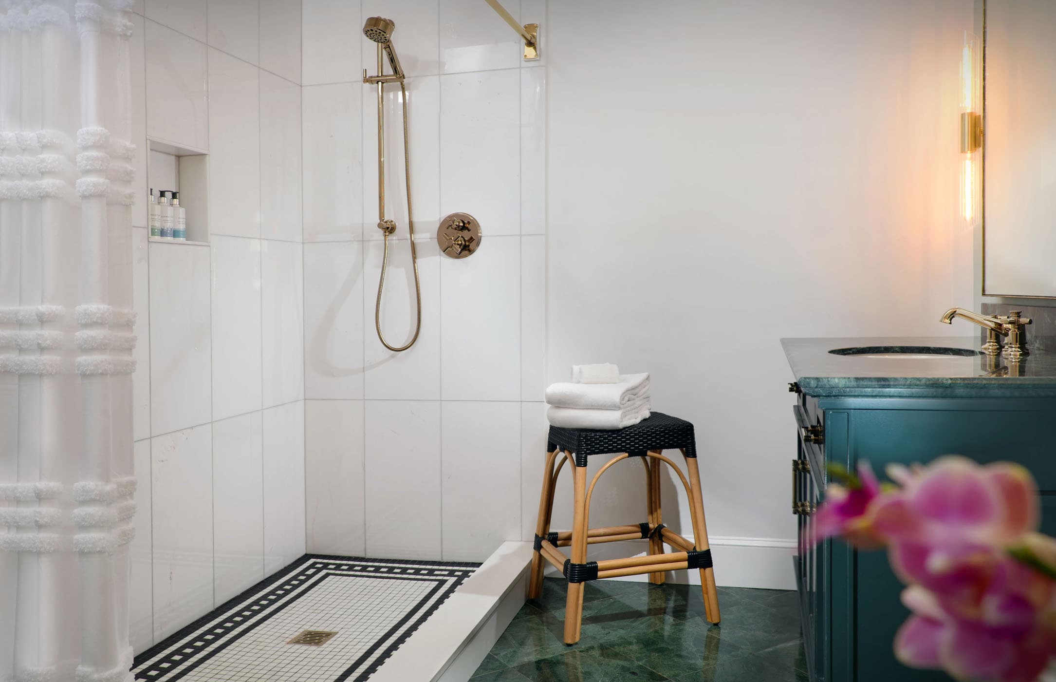 JR SUITE BATH