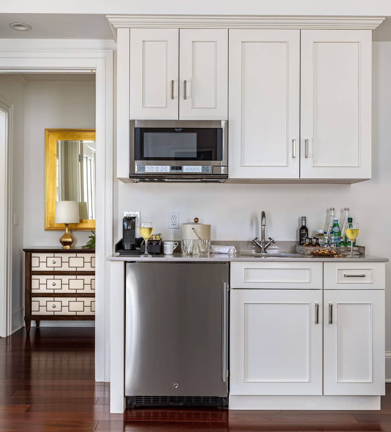 A small kitchenette in room 31 at Marquesa
